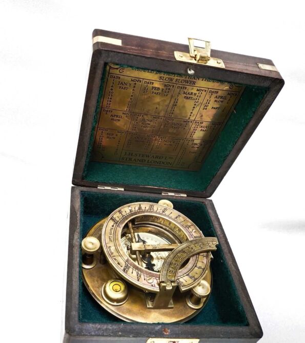 Owleaf Vintage Nautical Compass with Box